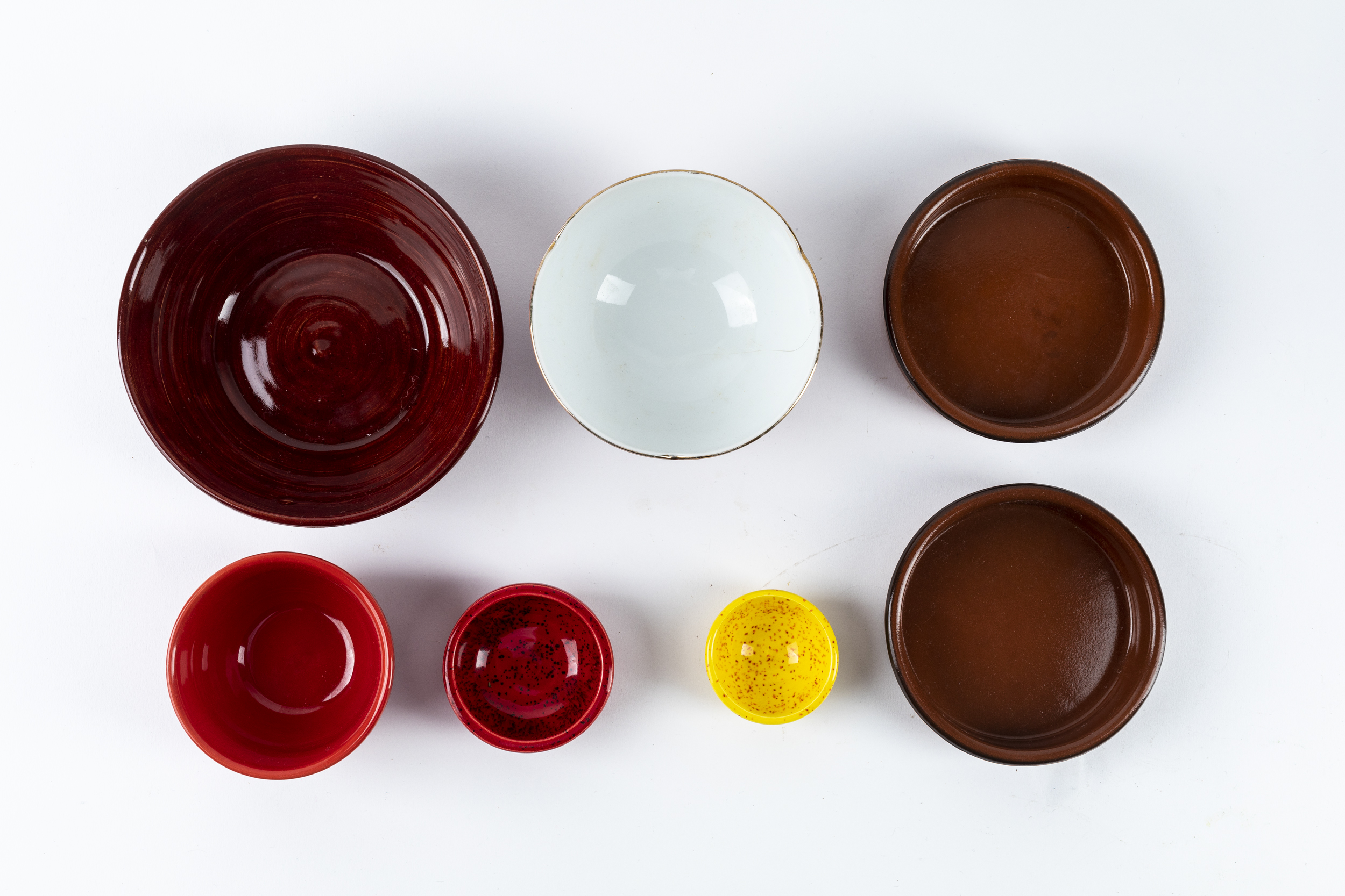 _RedandBrownBowls